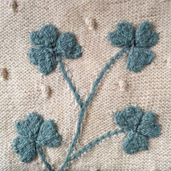 🇮🇪 Vintage Cooleen Shamrock Wool Aran Sweater Made In Ireland St Patrick's Day - Picture 14 of 15
